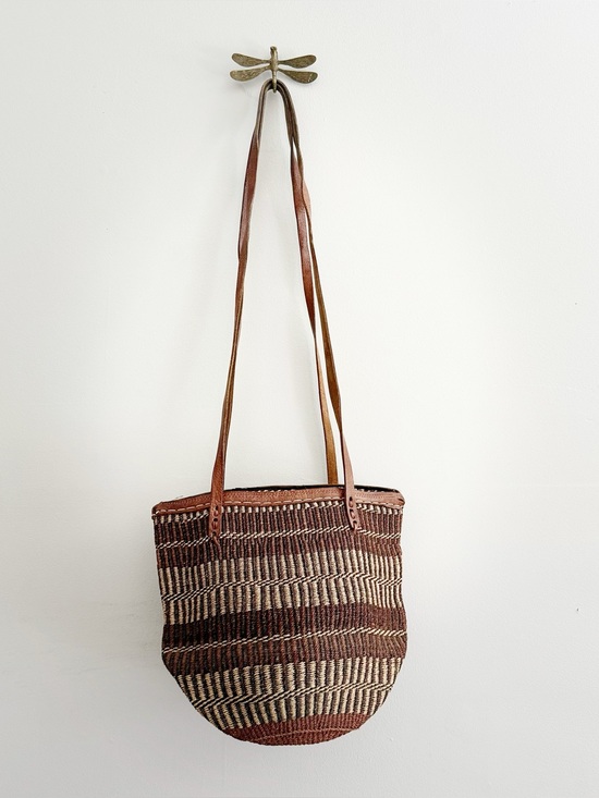 Vintage Handbags - Vintage Sisal Woven Market Large Bag with Brown Leather Straps